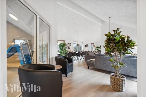 Det romslige inngangspartiet til luksushus nr. 779 i Tyskland