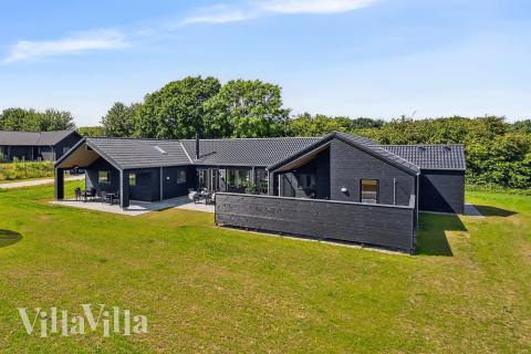 Dette lekre huset med svømmebasseng, nr. 781, med plass til 26 personer, ligger i Tyskland