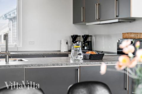 Kjøkkenet i luksushus nr. 322 er godt innrettet.