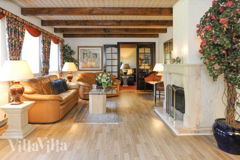 Sofakroken i luksushus nr. 951 i Fyn og øyer.