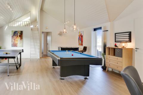 Konkurrer i feriehusets aktivitetsrom når dere besøker luksushus nr. 476 i Nordjylland.