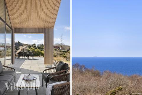 Nyt en grillkveld på terrassen i luksushus nr. 927 i Bornholm