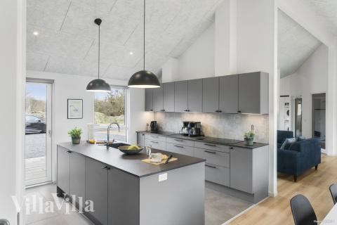 Kjøkkenet i luksushus nr. 913 er godt innrettet.