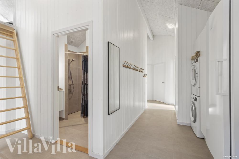 Det er god plass i inngangspartiet til luksushus nr. 822