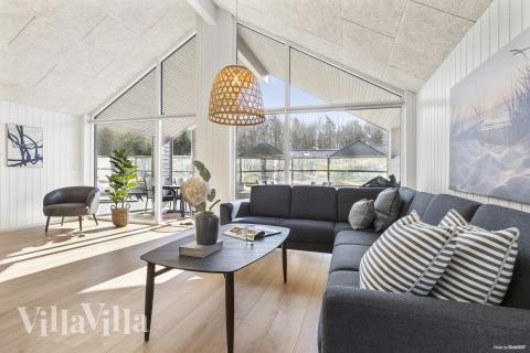 Aktivitetsrom i luksushus nr. 824 med 8 soverom og plass til 20 personer.