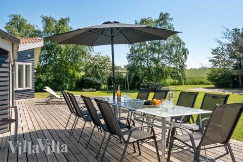 Luksushus nr. 963 har en deilig terrasse med gode hagemøbler til 10 personer.