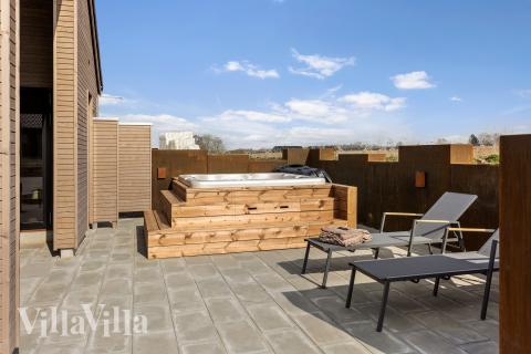 Nyt varmen i boblebadet i luksushus nr. 917 i Fyn og øyer