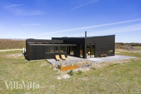 Dette lekre huset med svømmebasseng, nr. 965, med plass til 12 personer, ligger i Nordjylland