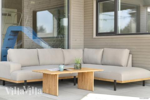 Stor terrasse i luksushus nr. 560 i Vestjylland.