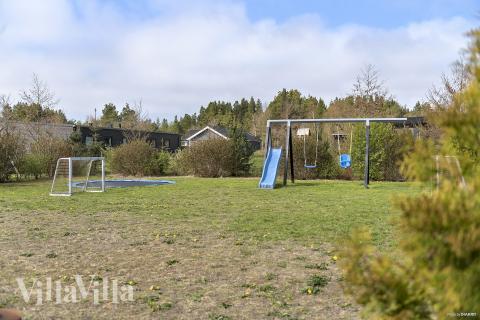 Stort utvalg av utendørsaktiviteter ved luksushus nr. 484 i Vestjylland.