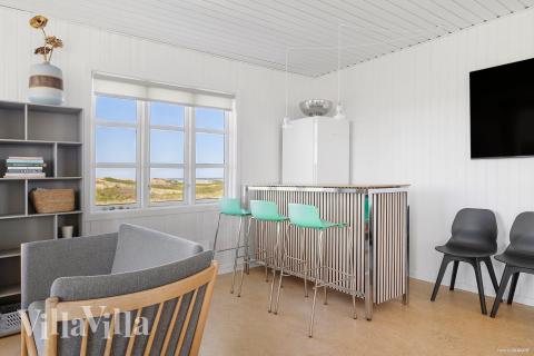 Luksushus nr. 952 til 30 personer tilbyr et stort aktivitetsrom med bl.a. biljard og dart