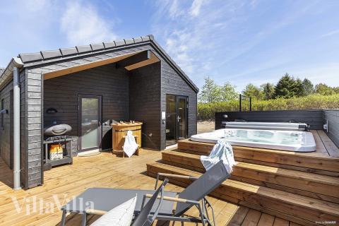 Nyt varmen i boblebadet i luksushus nr. 931 i Østjylland