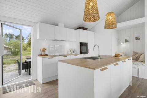 Kjøkkenet i luksushus nr. 935 er godt innrettet.