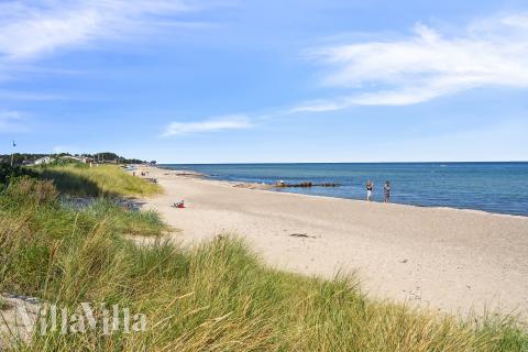 Den flotte stranden nær luksushus nr. 975 ved Fyn og øyer.