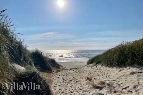 Den flotte stranden nær luksushus nr. 557 ved Vestjylland.