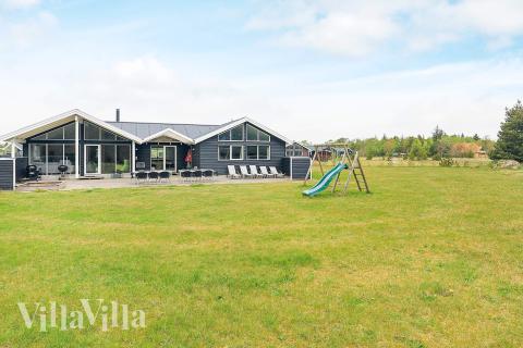 Flott feriehus nr. 295, med god plass til opptil 18 personer