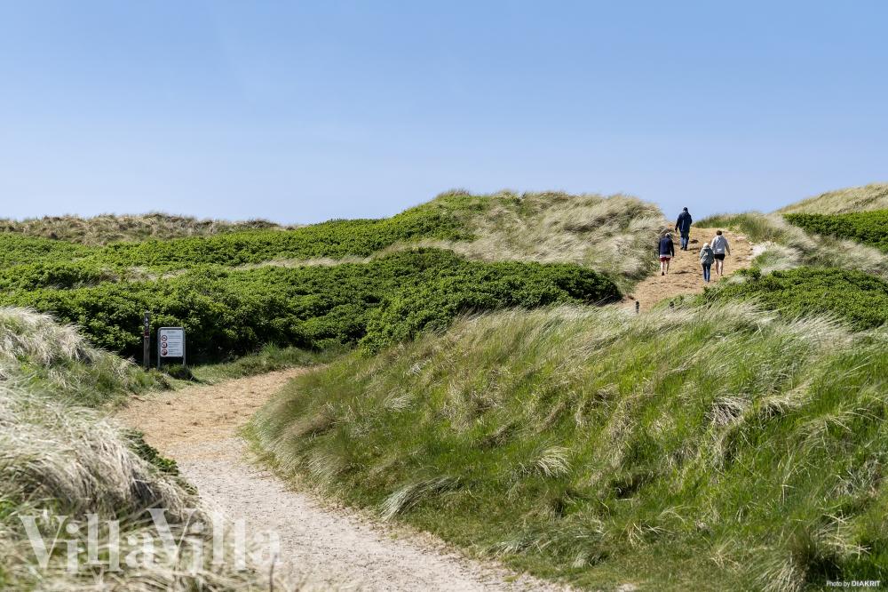 Den flotte stranden nær luksushus nr. 675 ved Vestjylland.