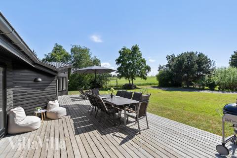Stor terrasse i luksushus nr. 963 i Nordsjælland.