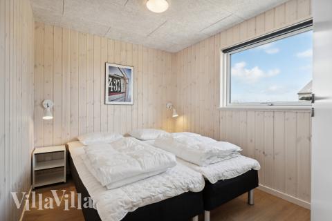 Et av de 12 soverommene i luksushus nr. 961 i Lolland/Falster/Møn.
