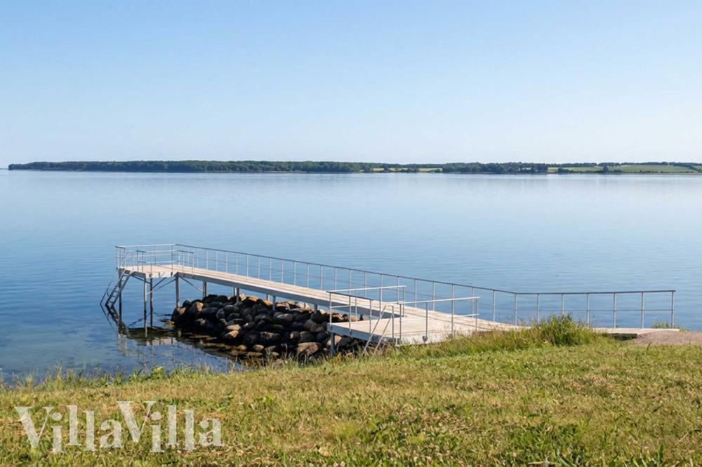 Det vakre området Østjylland innbyr til et opphold i luksushus nr. 980.