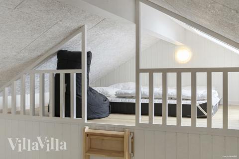 Noen av de 18 soveplassene i luksushus nr. 832 finnes på hems