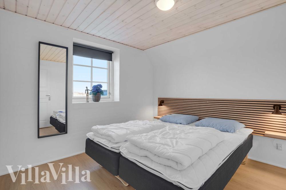 Et av de 7 soverommene i luksushus nr. 982 i Vestjylland.