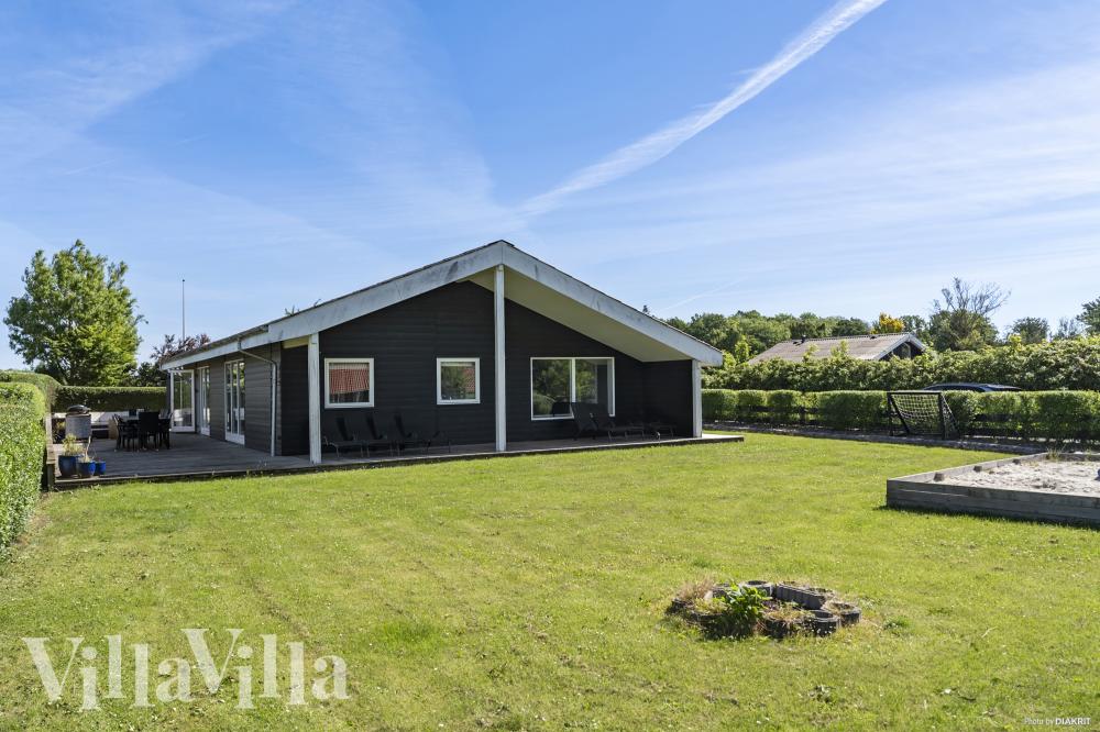 Dette lekre huset med svømmebasseng, nr. 980, med plass til 14 personer, ligger i Østjylland