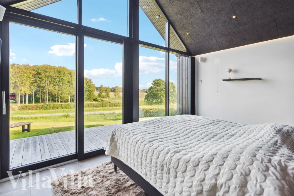 Et av de 3 soverommene i luksushus nr. 992 i Sydjylland.