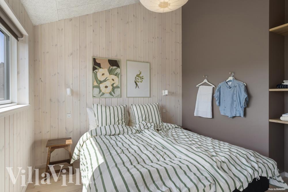 Et av de 6 soverommene i luksushus nr. 947 i Vestjylland.