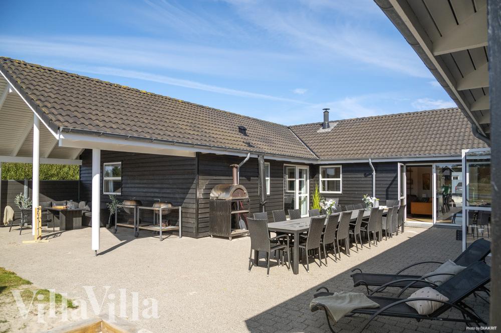 Stor terrasse i luksushus nr. 196 i Nordjylland.