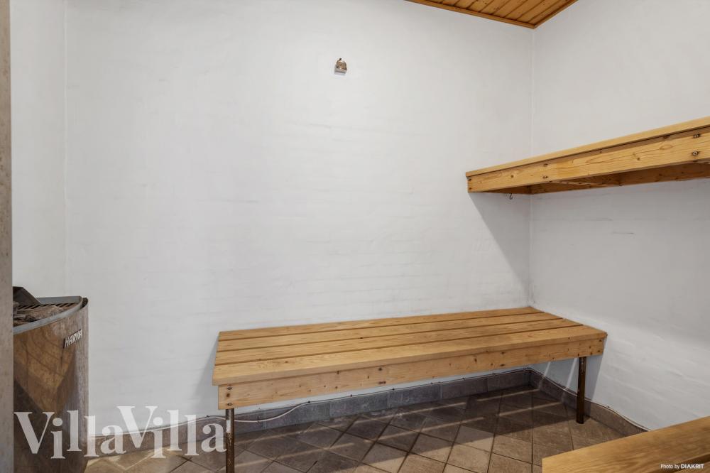 Nyt varmen i badstuen i luksushus nr. 989 til 16 personer