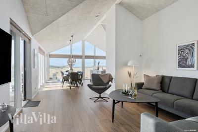 Sofakroken i luksushus nr. 669 i Nordjylland.