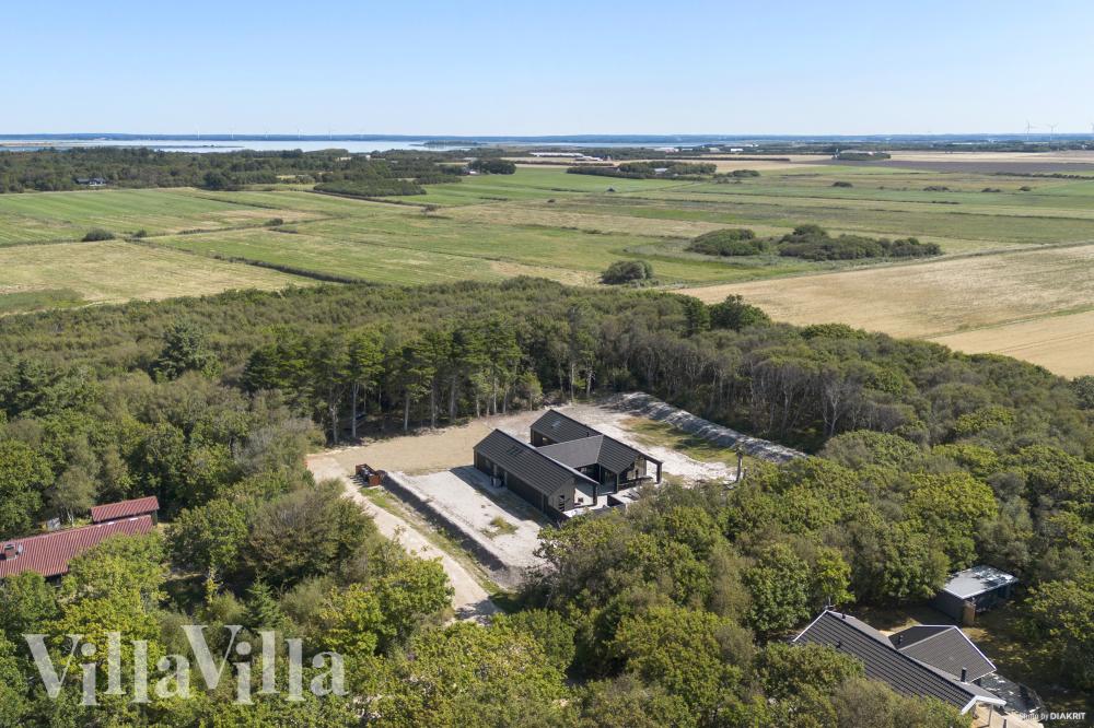 Det vakre området Vestjylland innbyr til et opphold i luksushus nr. 918.