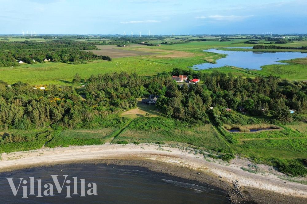 Det vakre området Limfjorden innbyr til et opphold i luksushus nr. 1009.