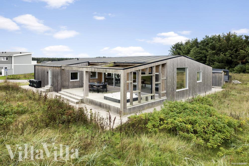 Dette lekre huset med spa, nr. 1030, med plass til 12 personer, ligger i Nordjylland