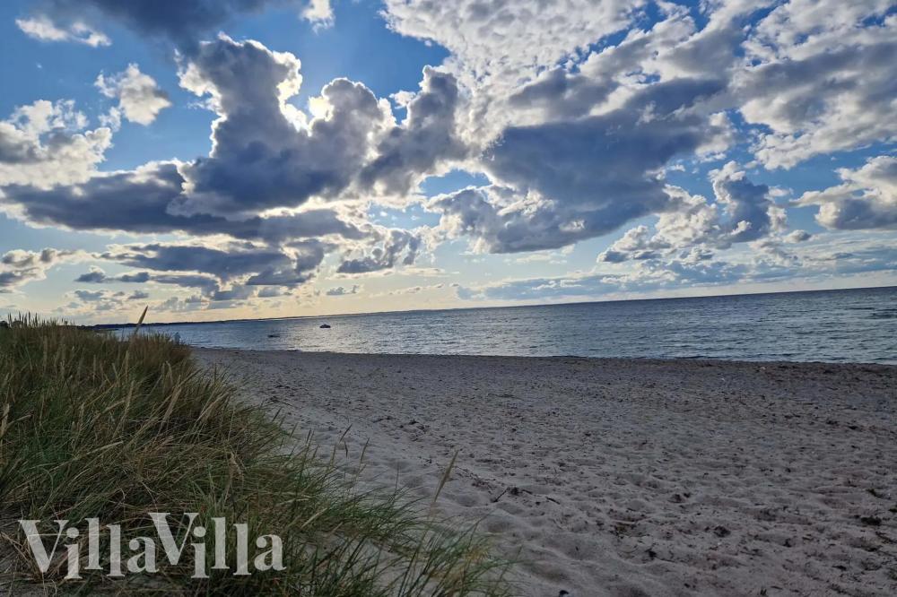 Den flotte stranden nær luksushus nr. 1010 ved Østjylland.