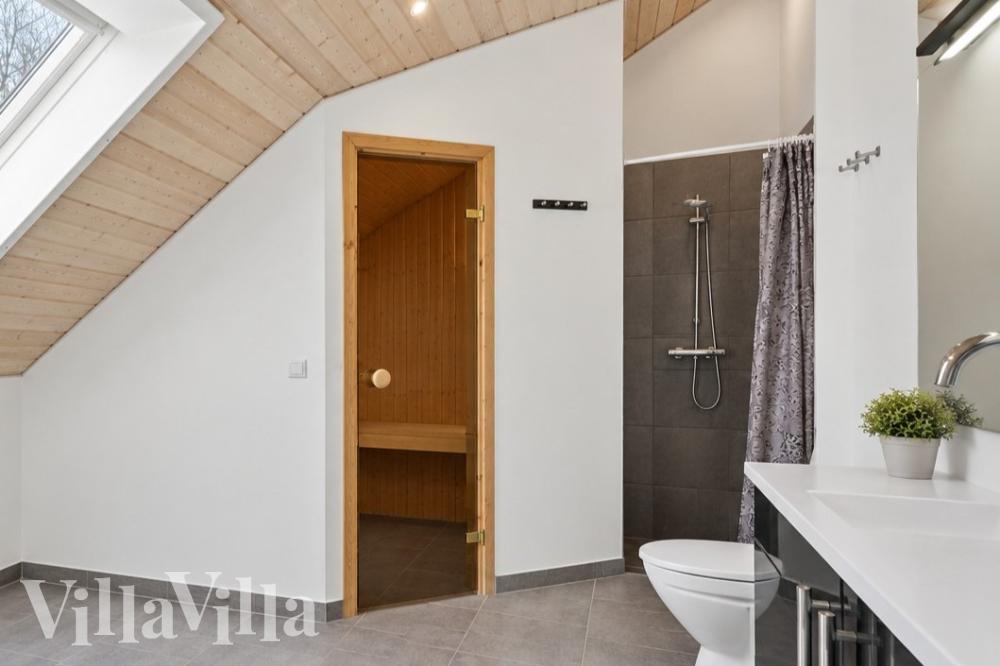 Et av badene i luksushus nr. 1004
